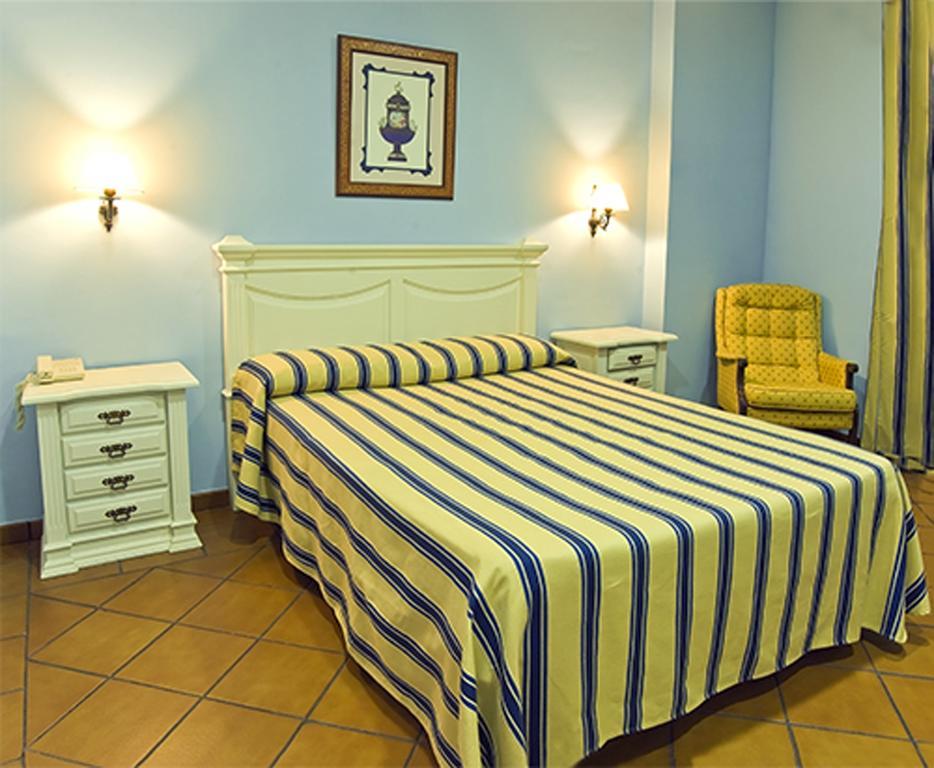 Los Bronces Lucena Exterior photo